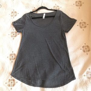 LuLaRoe Classic T.  Size M